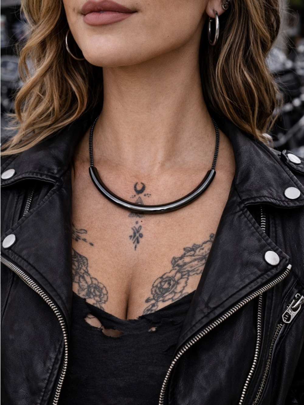 Express Gunmetal Curved Bar Necklace